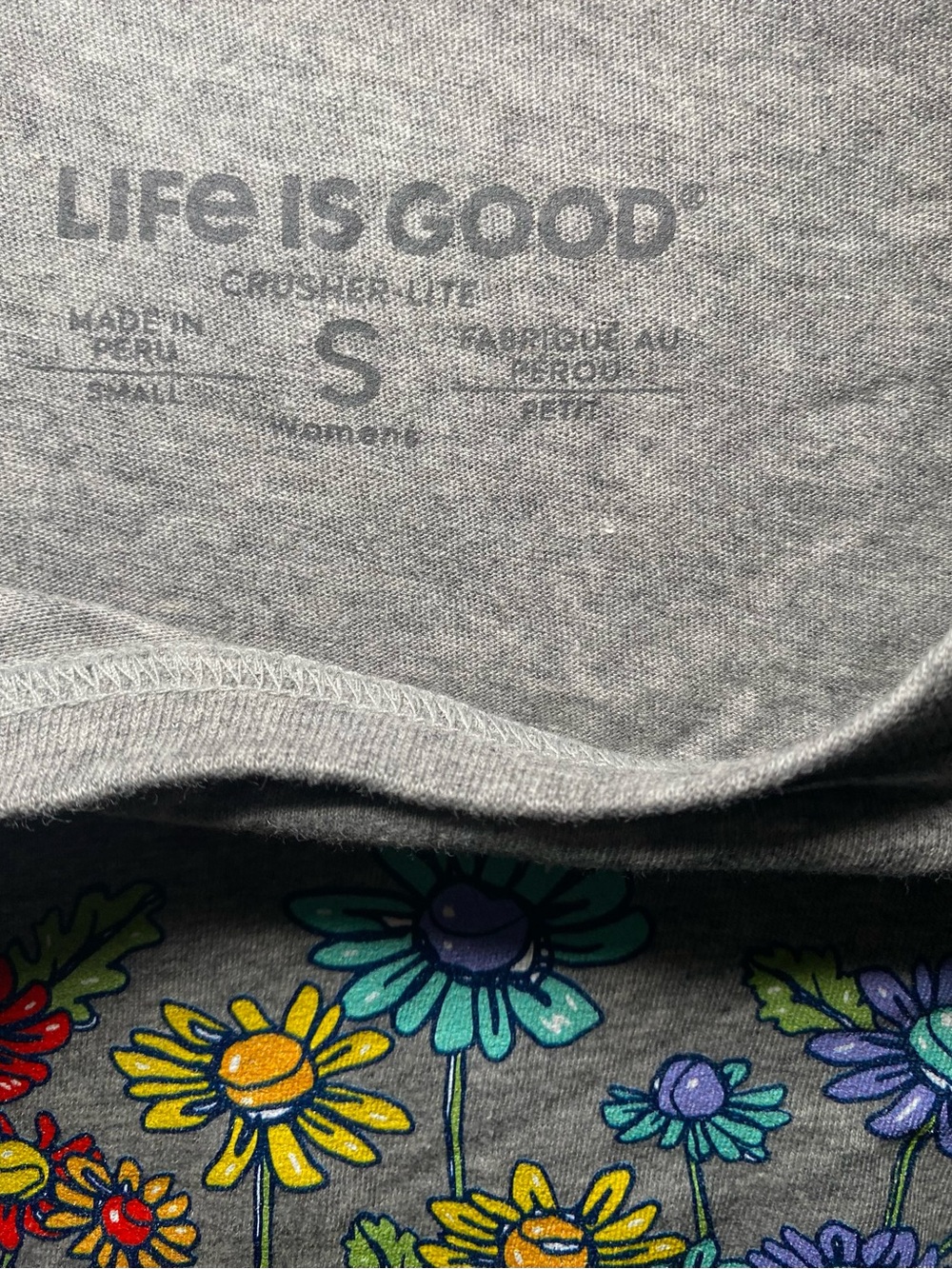 Life Is Good Women's Love Daisy Bee Crusher-LITE Tee Grey Size S - Picture 7 of 8